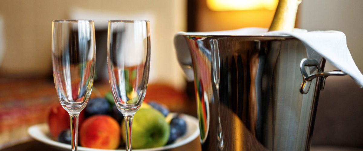 Room upgrade offers Seaworld.